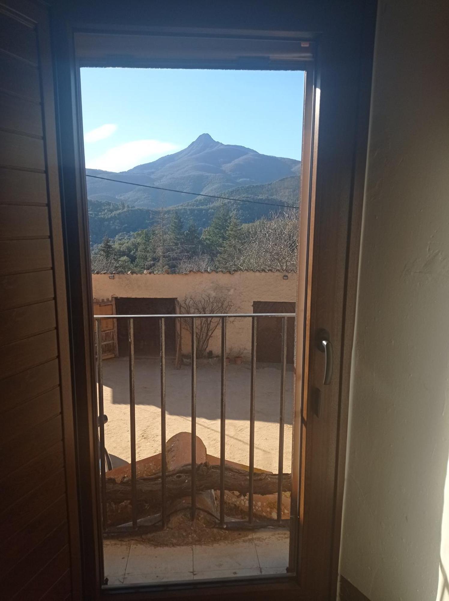 Casa rural Con Jardín, Barbacoa, Piscina En Pleno Montseny *