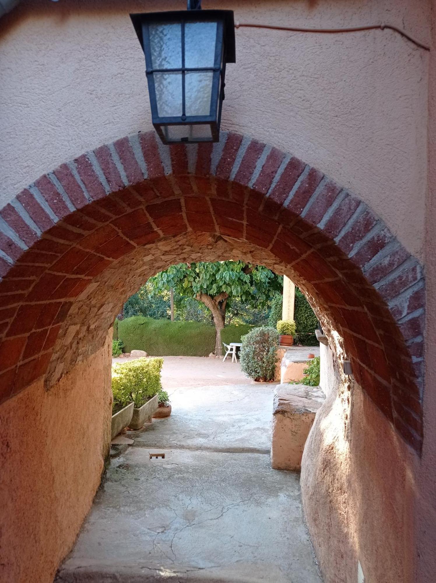 Con Jardin, Barbacoa Y Piscina En Pleno Montseny Mas Romeu Turisme Rural Country house *